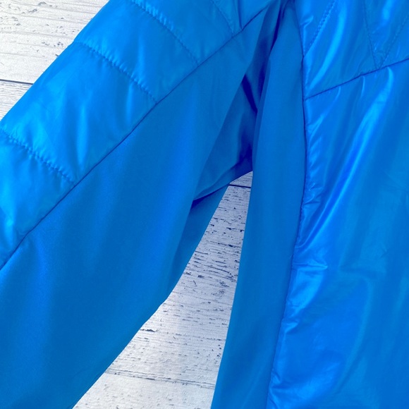 Beautiful blue Lole Jacket • perfect for a run or as a Spring Jacket• Size M - Picture 5 of 16